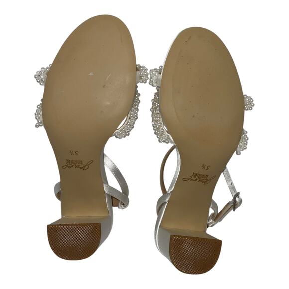 Jewel Badgley Mischka Women's Ninnette Block Heel Sandals Ivory Size 5 1/2 - Picture 4 of 4